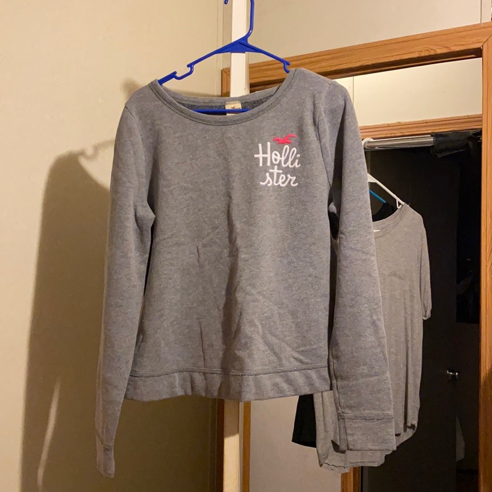 Hollister sweatshirt